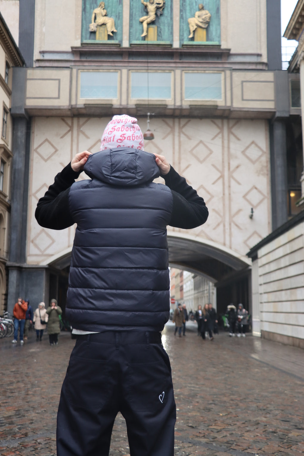 Knit Puff with Hood & Heart - Dark Blue