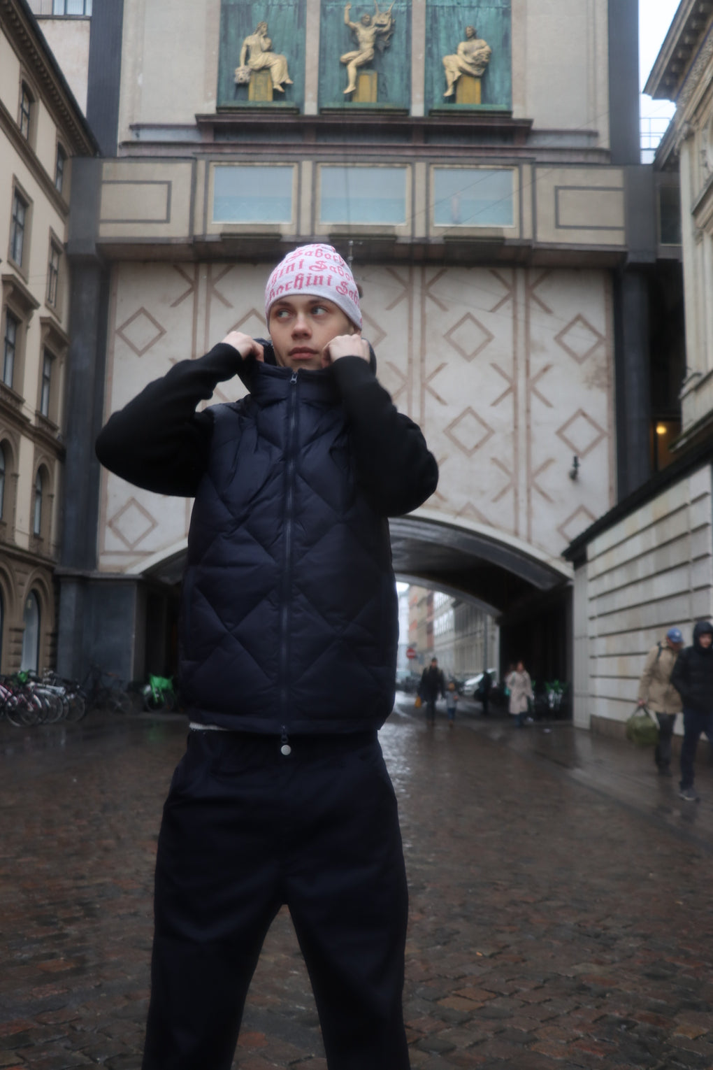 Strik Puff med Mønster - Mørkeblå