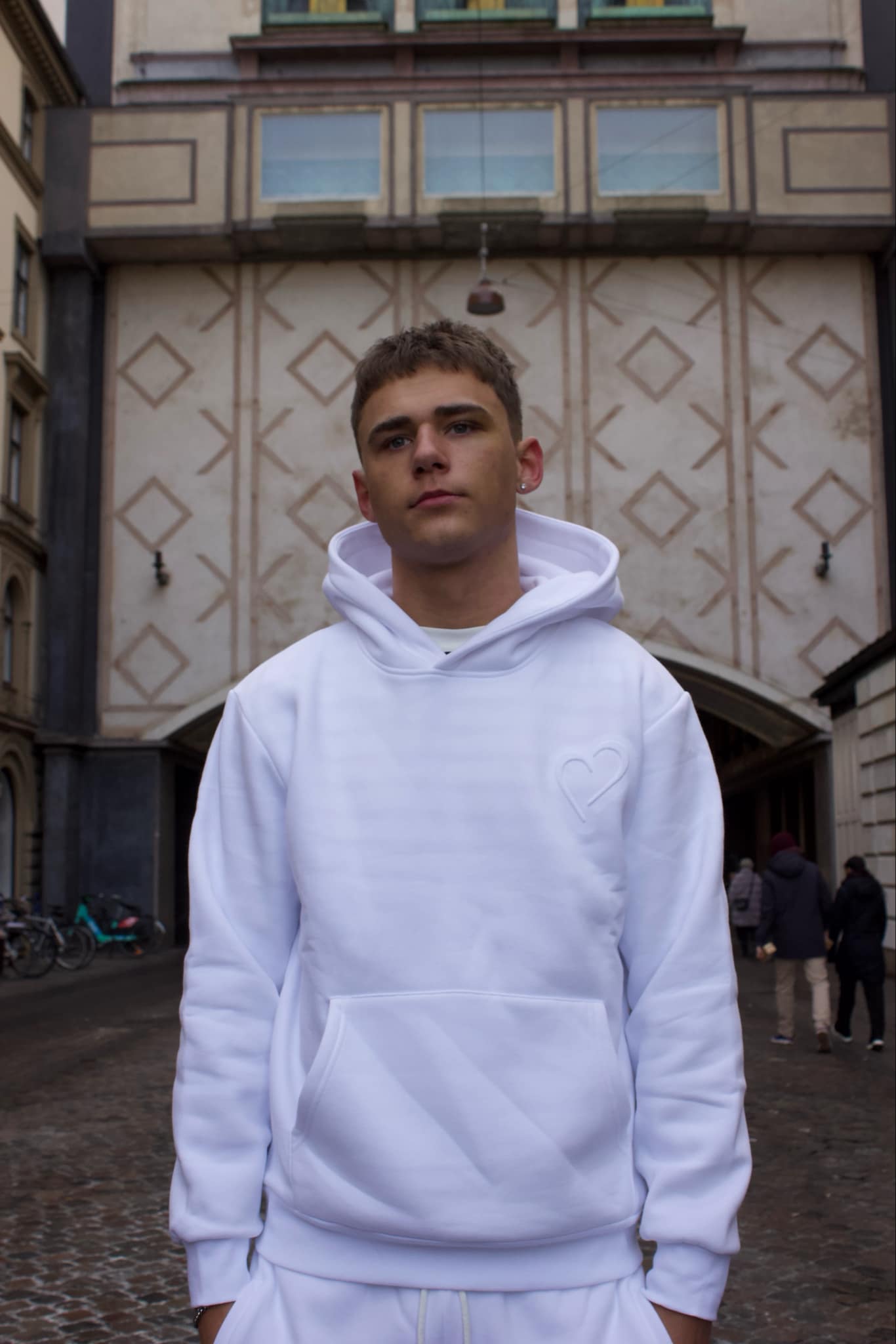 Joggingset (Pants & Hoodie) - White