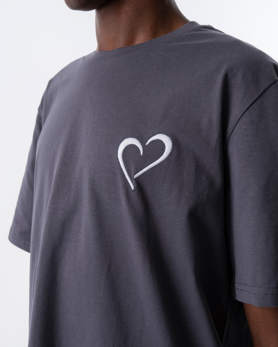 Signature T-Shirt with white heart - Grey